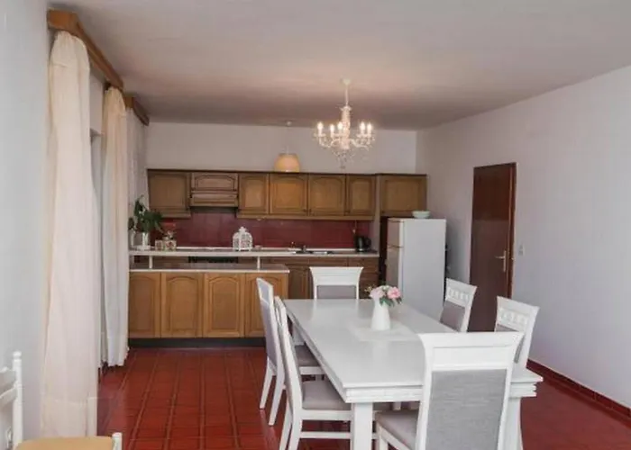 Gaj * ברודאריצה